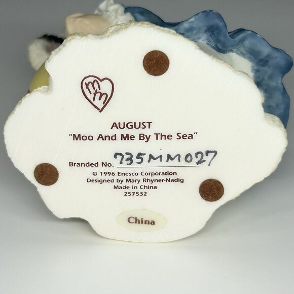 Mary’s Moo Moos Enesco Figurine #257532 Month August Moo and Me by the Sea 1996 - Picture 9 of 12